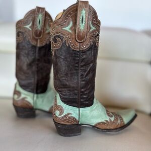 Old Gringo Tan and Black Cowboy Boots
